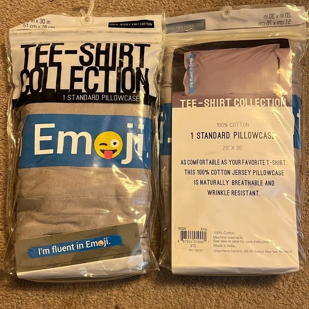 Tee- shirt collection - emoji - I’m fluent in emoji pillowcase